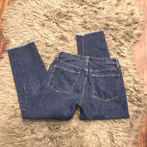 Vintage GAP blue button fly jeans 🌸